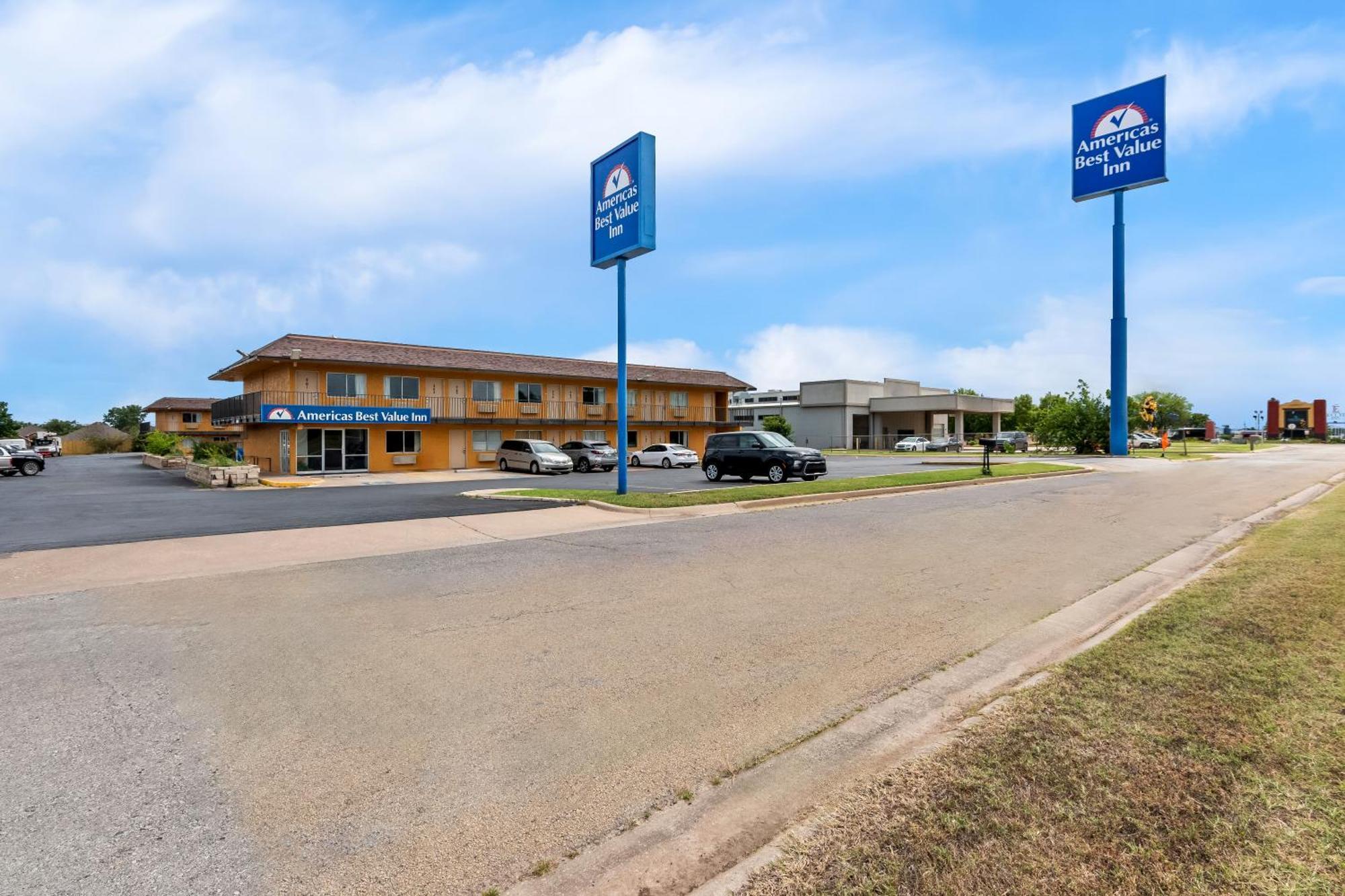 Americas Best Value Inn סטילווטר מראה חיצוני תמונה